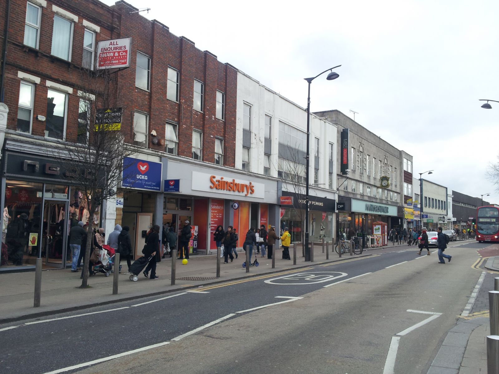 WOOD GREEN